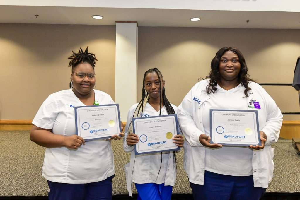 Graduates of the Nurse Aide l program