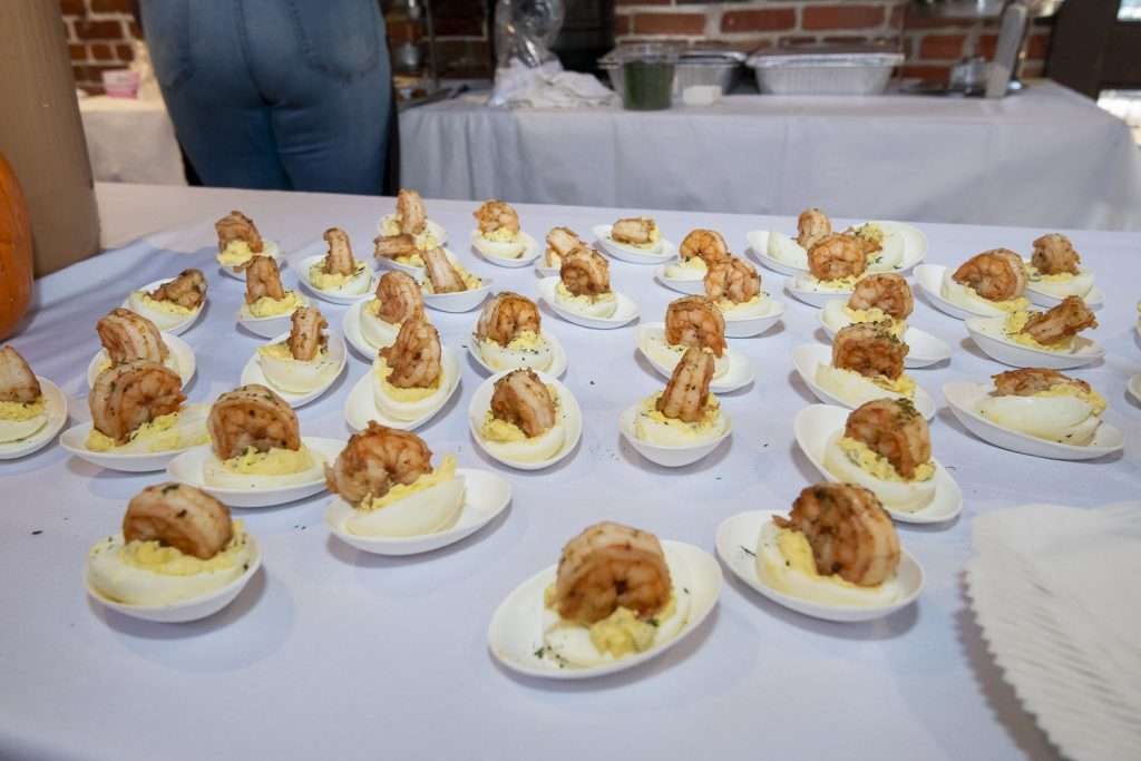 Food on round plates